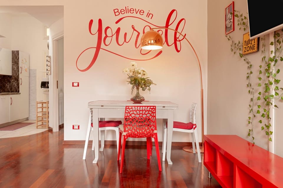 Chica's Home Apartment in Livorno