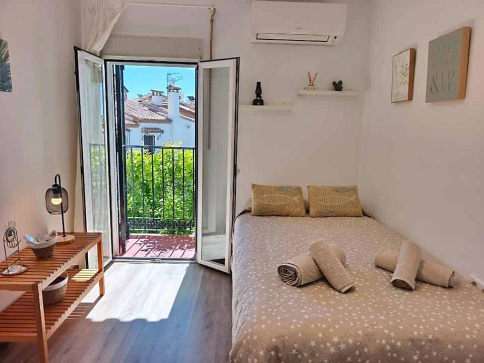 Townhouse 400 meters from the ocean and golf course House in Axarquía