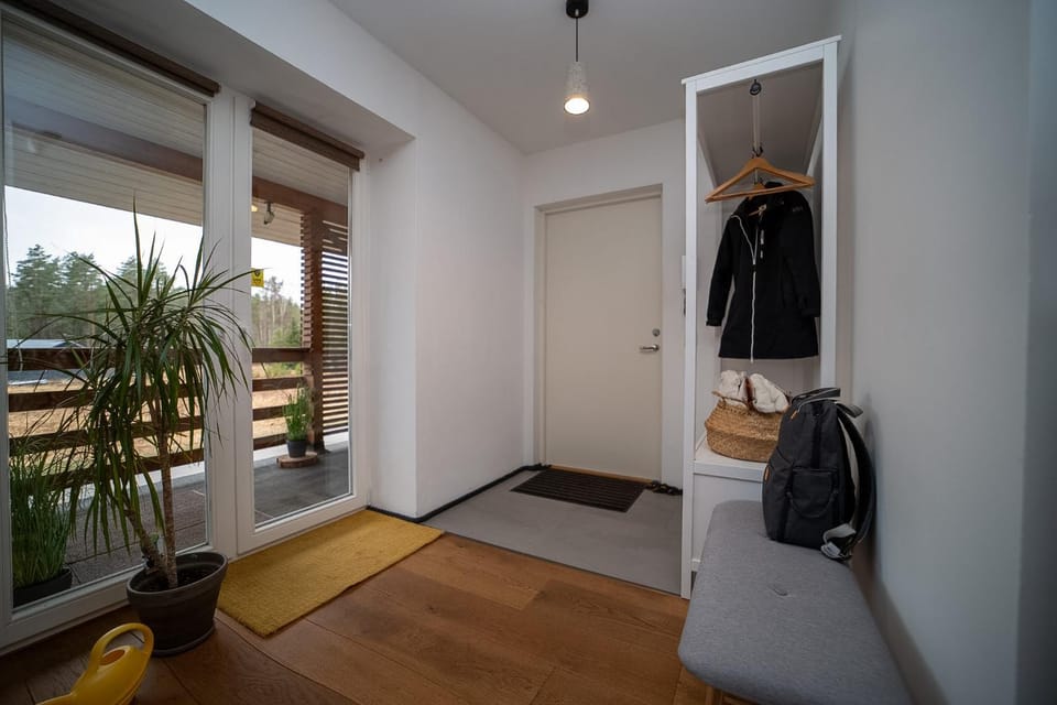 Balcony/Terrace, wardrobe