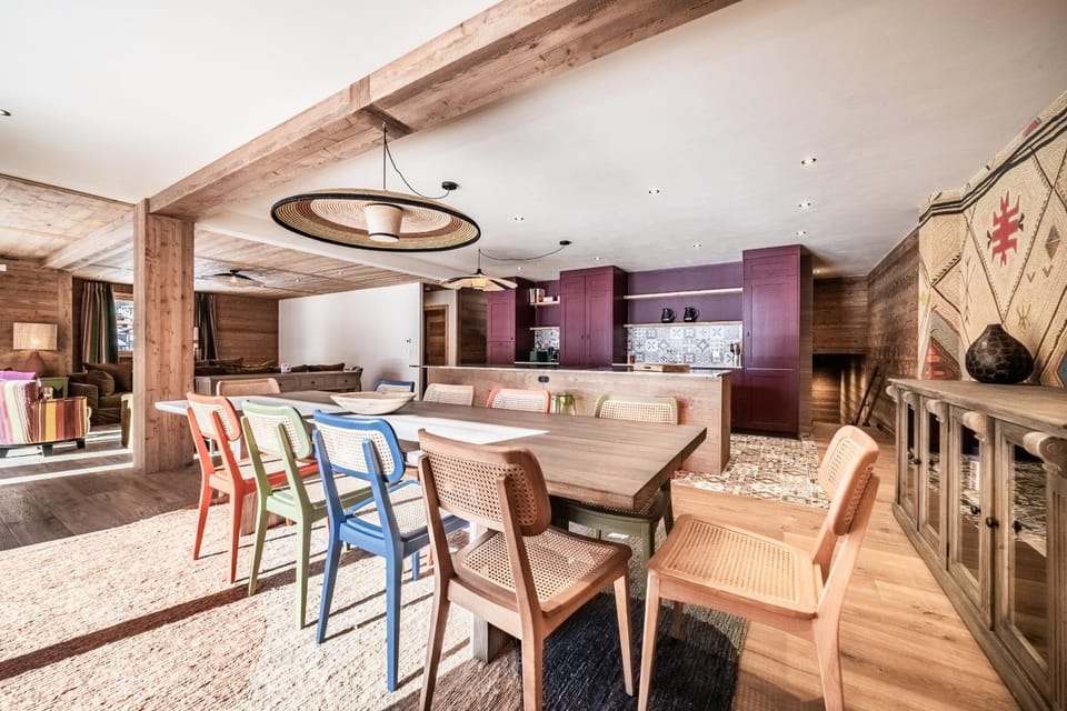 Dining area, kitchen