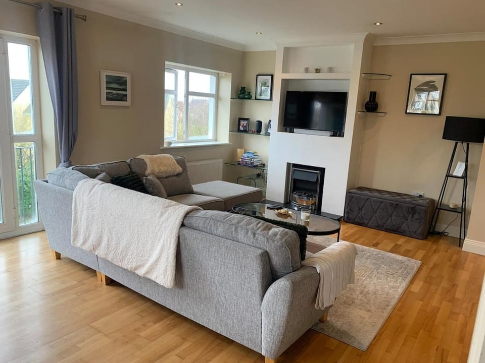 Seafield Summer Entire 1 Bed Apartment Apartment in Galway