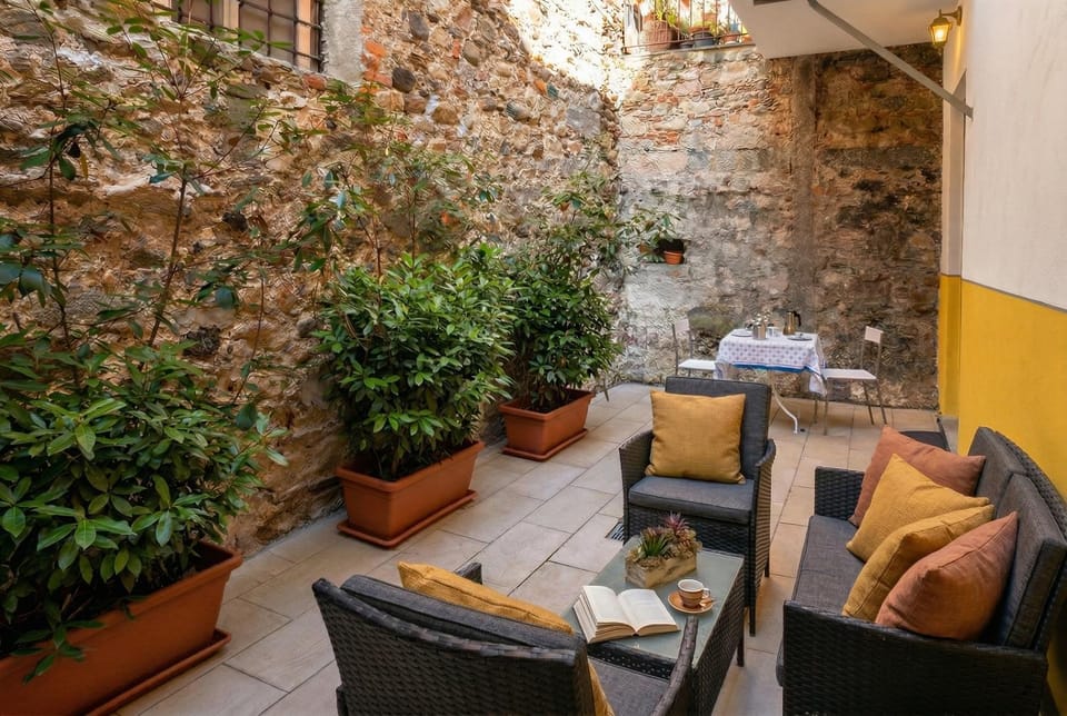 Patio, Balcony/Terrace