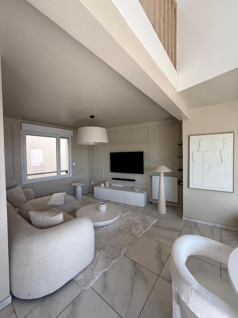 Maison sur le toit élégante & lumineuse Apartment in Toulouse