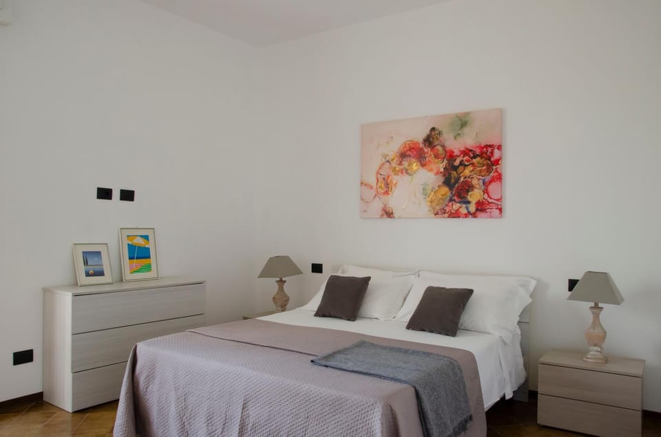 Seafront Villa with Private Access to the Sea 3 Bedrooms, 3 Bathrooms, private Garden BAIA DELLE SIRENE Villa in Sicily