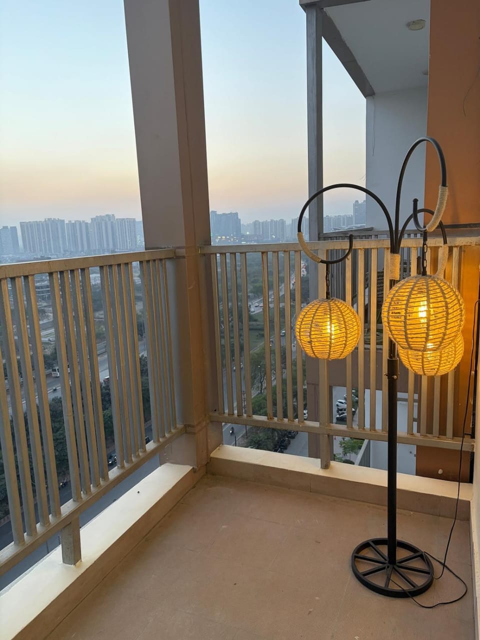 Oak & Olive Stay by Komal Apartment in Noida