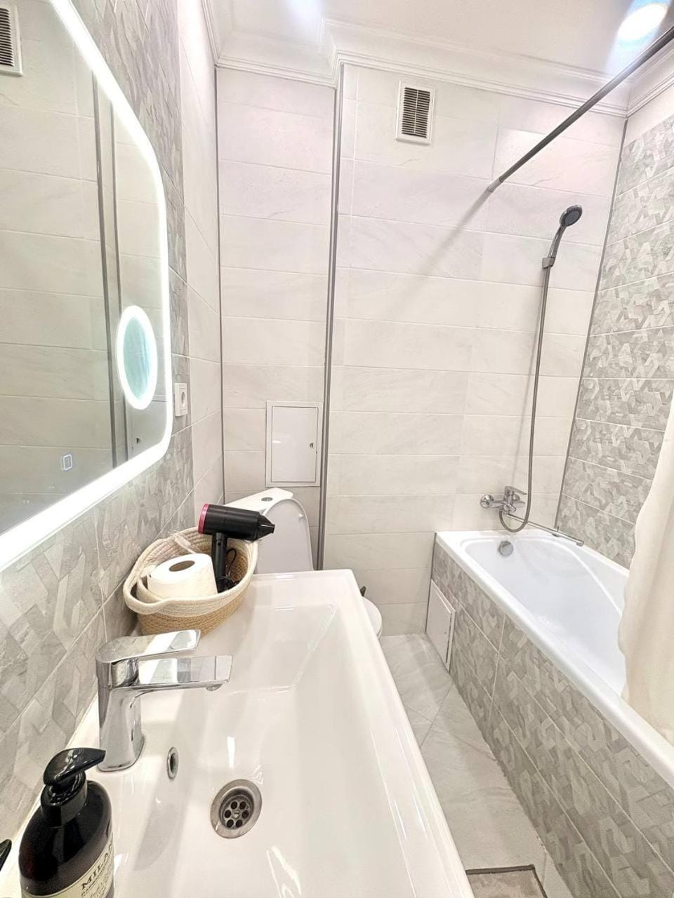 Toilet, Bathroom