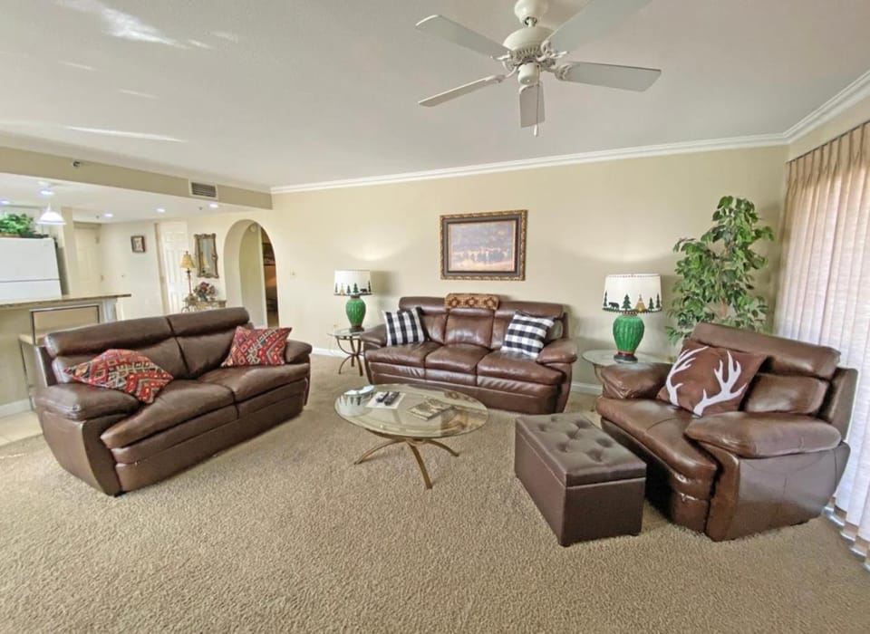 1 Mile from Dollywood!- Golf Vista House in Pigeon Forge