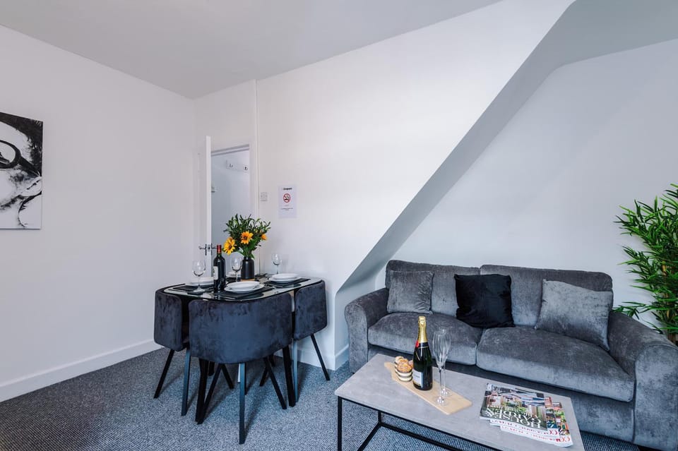 Living room, Seating area, Dining area