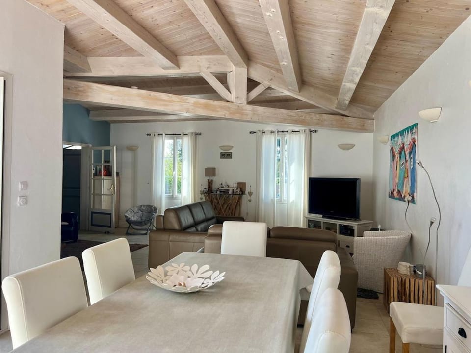 MAIS 940 La Villa des Dunes - piscine et plage Villa in Rivedoux-Plage