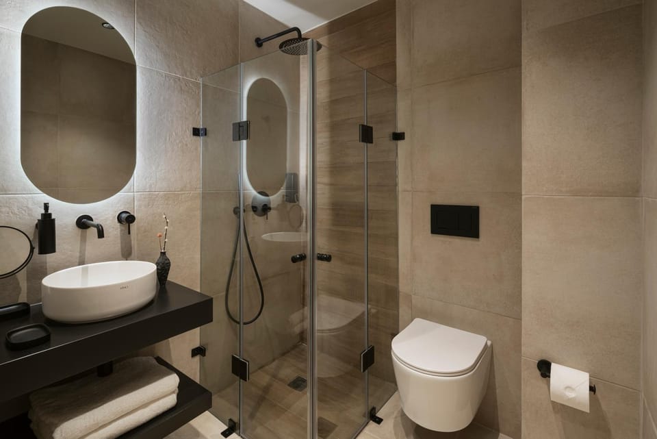 Shower, Toilet, Bathroom