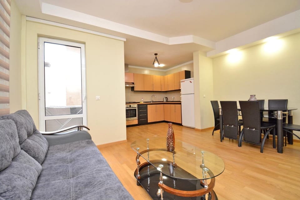 Apartment on Aram Street 1 bedroom with open balcony Apartment in Yerevan