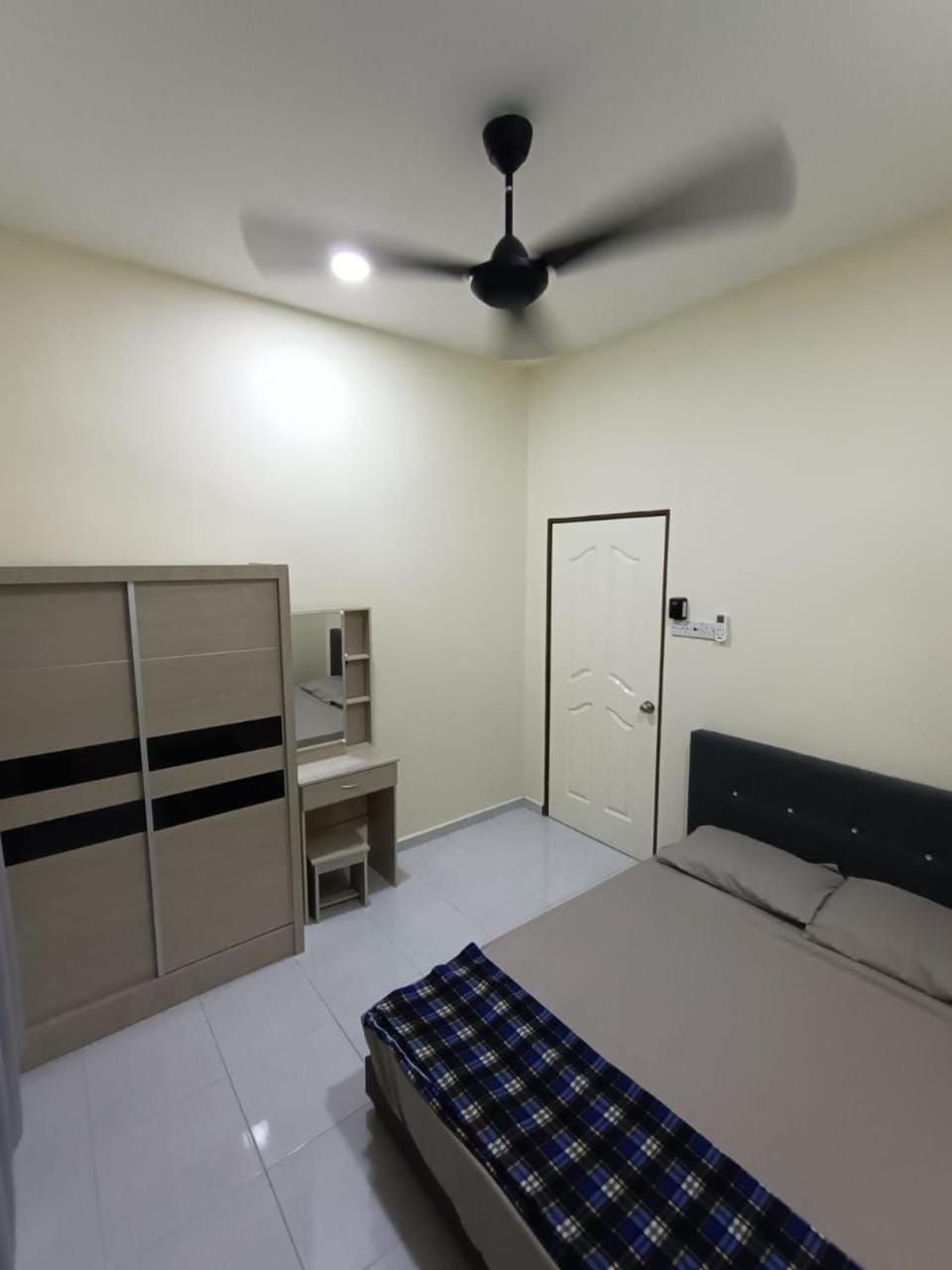 Family Homestay - Rumah berkembar House in Malaysia