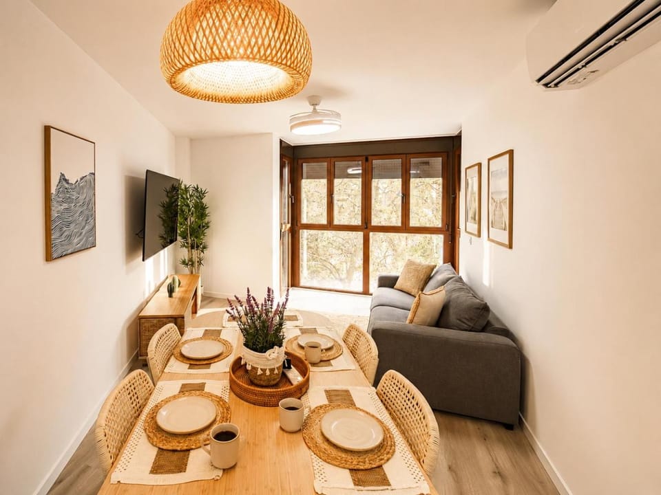 Sunny Mediterranean Stay in Valencia Beach Apartment in Valencia