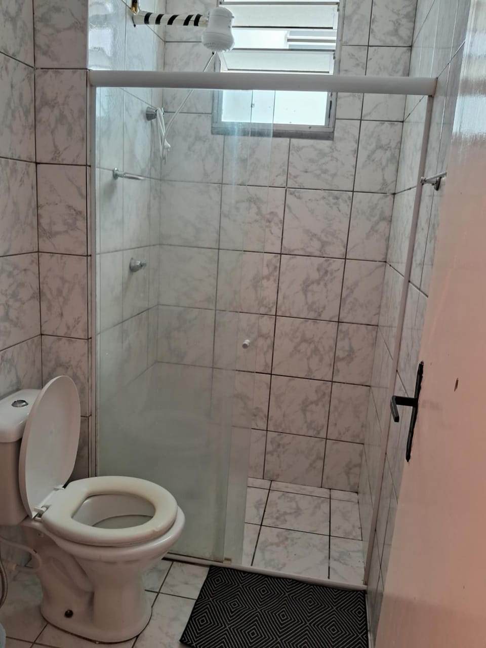 Apto inteiro 2 quartos Elvamar Apartment in Governador Valadares