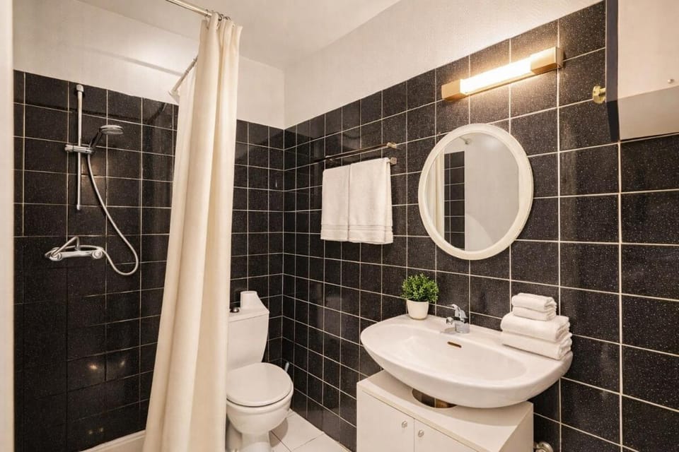 Studio cosy avec extérieur CHU Apartment in Grenoble