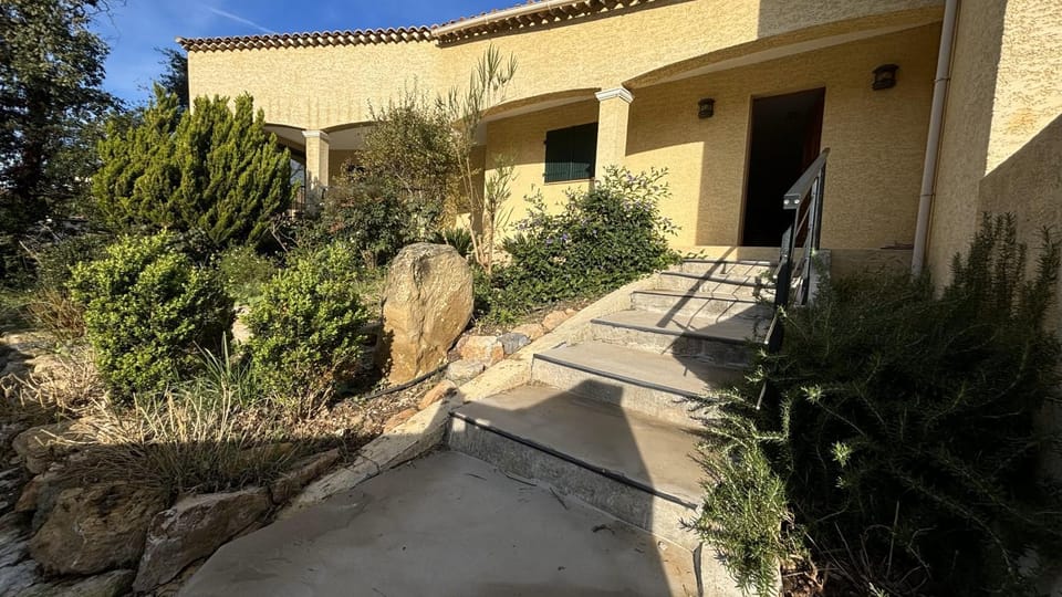 Villa SOLEIL Villa in Occitanie