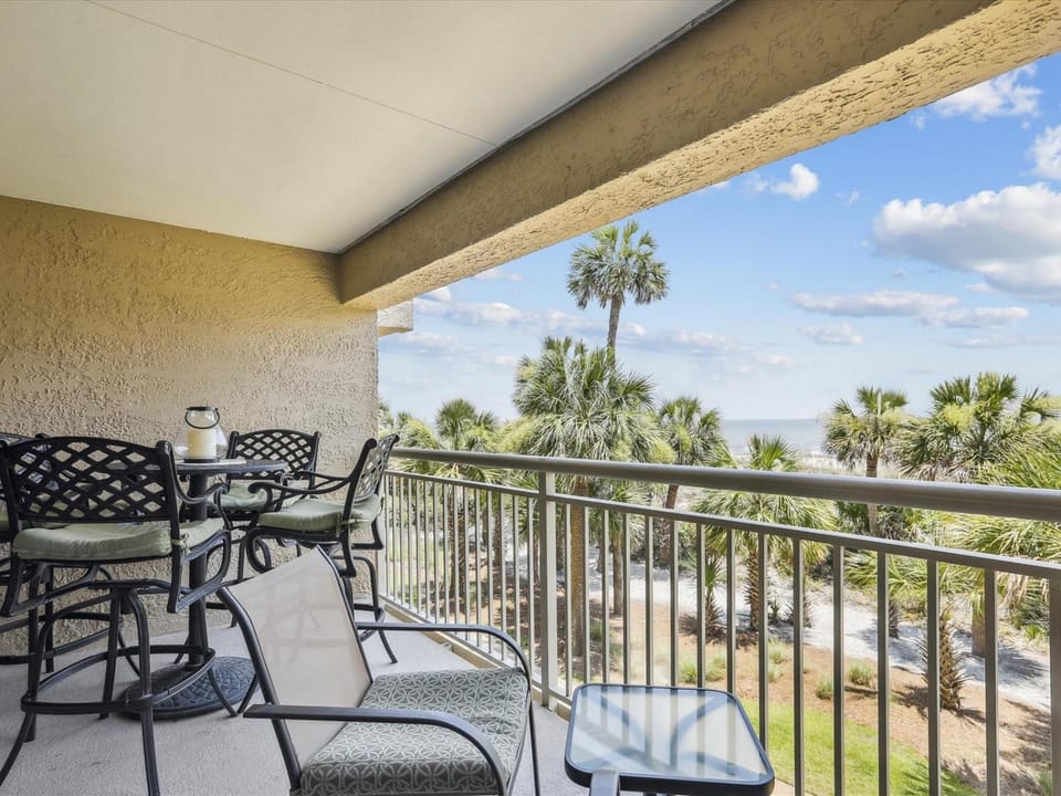 410 Captains Walk by Beach Properties of Hilton Head House in Hilton Head Island