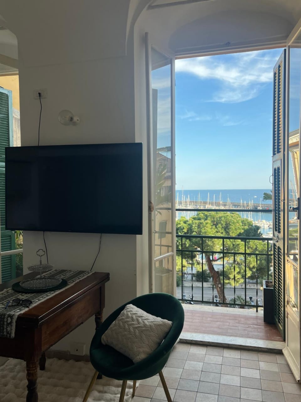 Bresca's Loft - Piazza Bresca Sea View Apartment in Sanremo