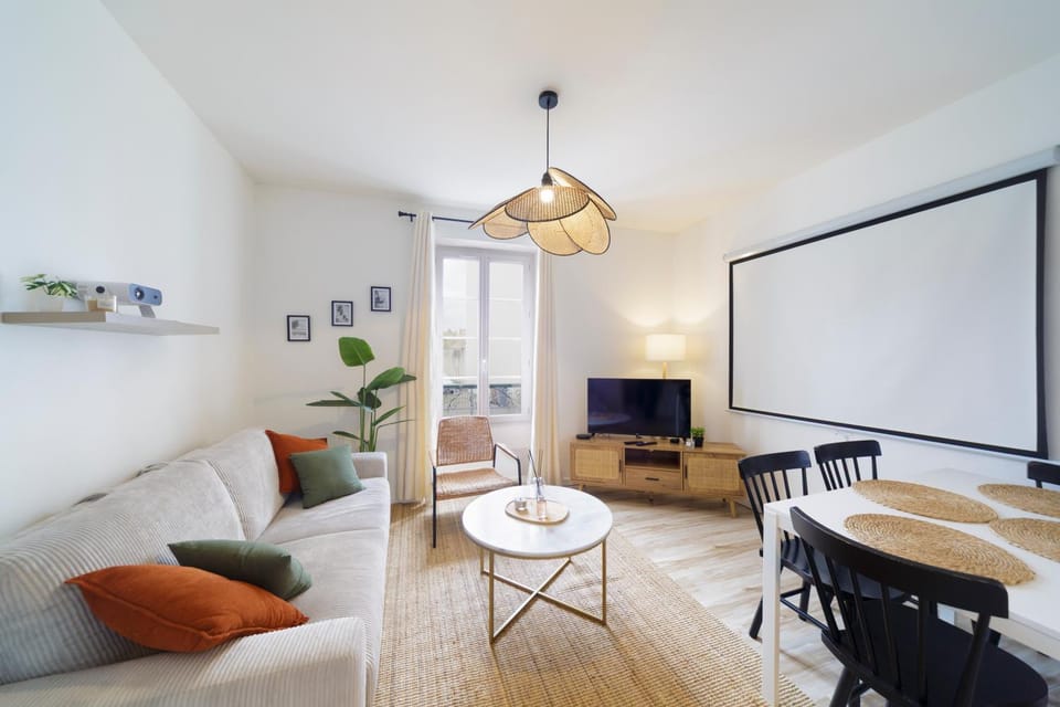 TV and multimedia, Living room