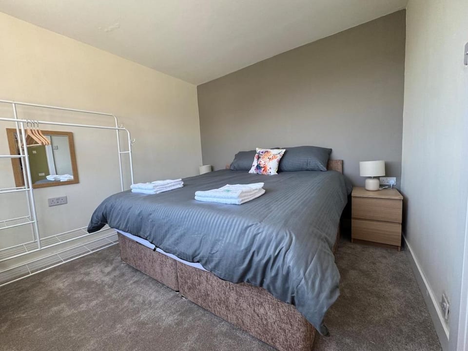 2 Bedroom Bungalow by the Arches House in England