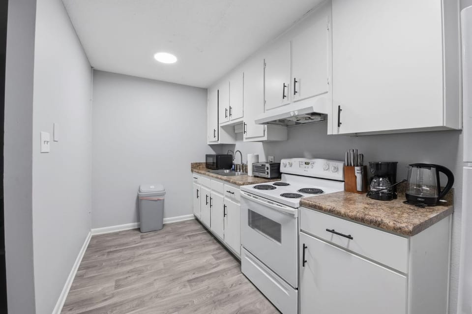 Chic space just minutes from downtown Durham Apartment in Durham