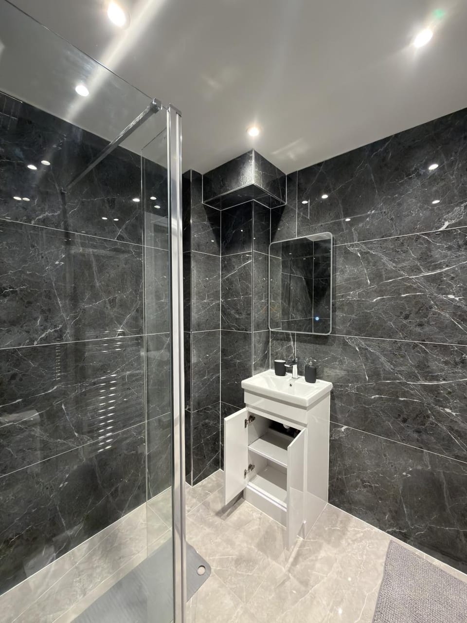 Shower, Bathroom