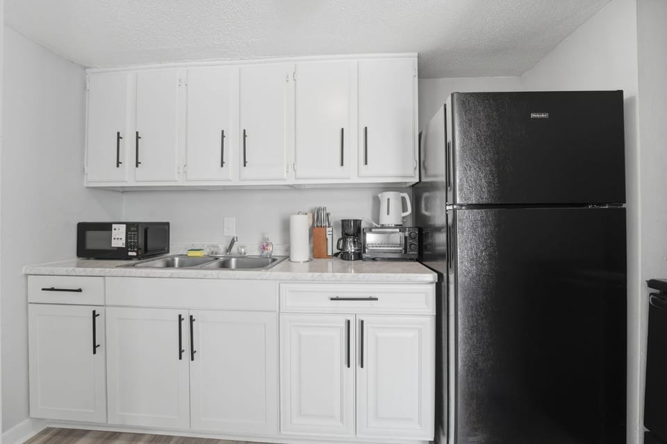 Convenient and Comfortable Living I Pool I Gym Apartment in Durham