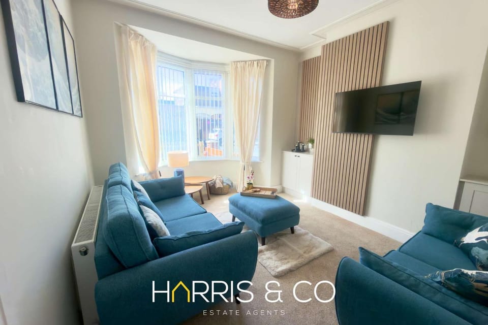 The Great Wave Retreat - Calm Costal Stay House in Wyre District