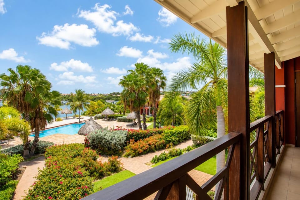 Property building, Day, Garden, View (from property/room), Balcony/Terrace, Garden view, Pool view, Swimming pool