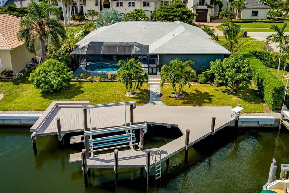 Primrose Beauty House in Marco Island