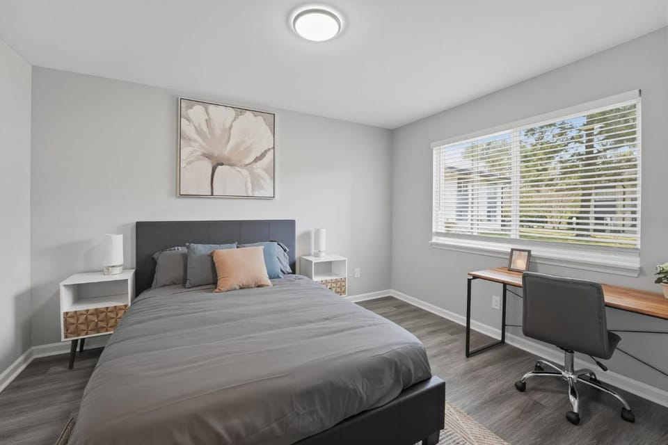 2BR2BA Perfect for Traveling Nurses Near Duke Apartment in Durham