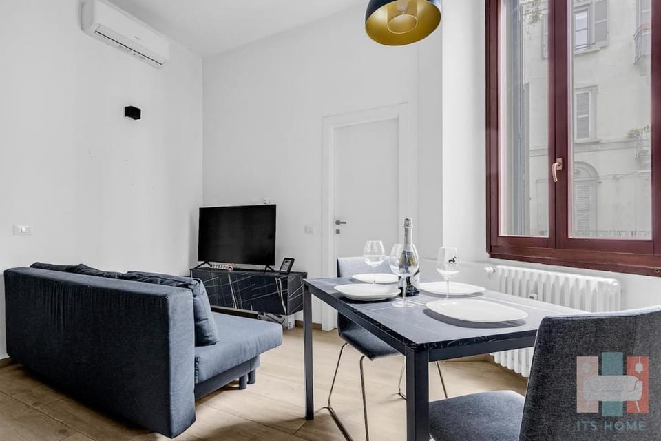 BER14 Elegant, Bright Apartment in Central Milan Apartment in Milan