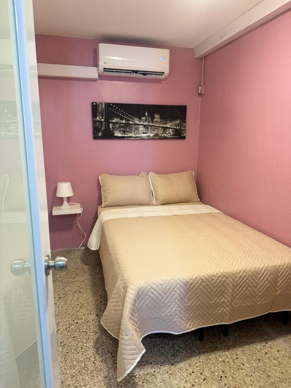 Grand Monserratte House 3 Apartment in Carolina