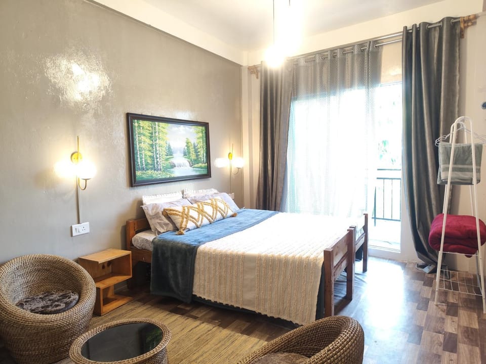 Living room, Bedroom