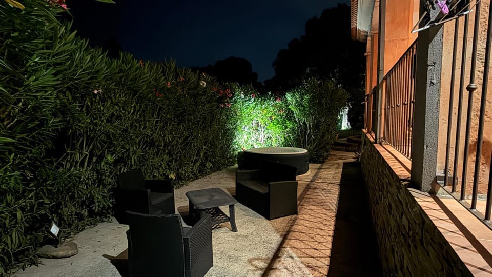 Hot Tub, Hot Tub, Balcony/Terrace, Balcony/Terrace, Living room, Entertainment, Entertainment, Open Air Bath, Open Air Bath