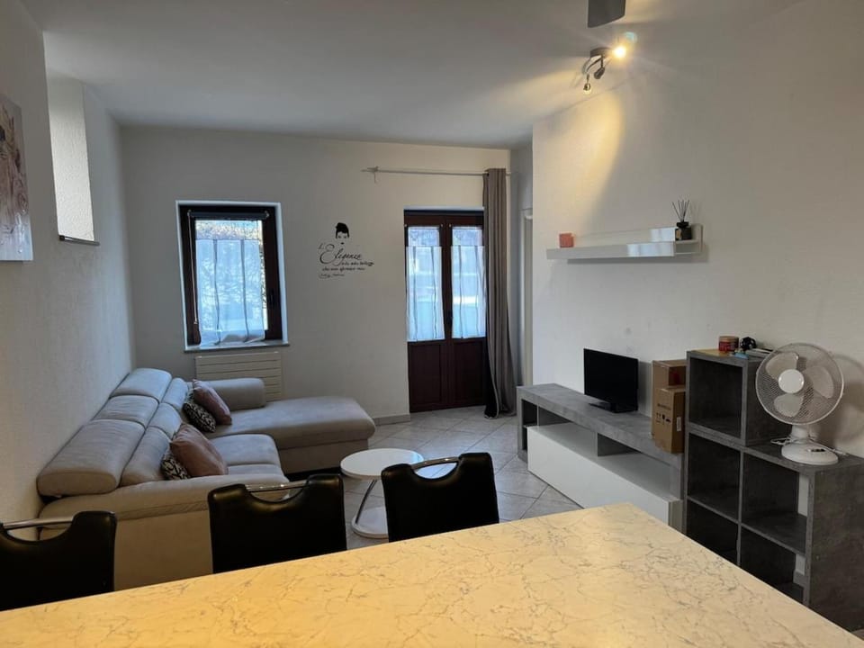 Pambio - Lugano Apartment, sleeps 4 Apartment in Lugano