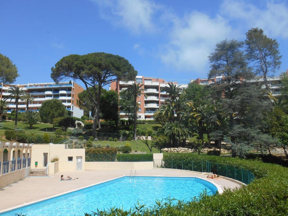 Property building, Garden, Garden view, Pool view, Swimming pool, Public Bath