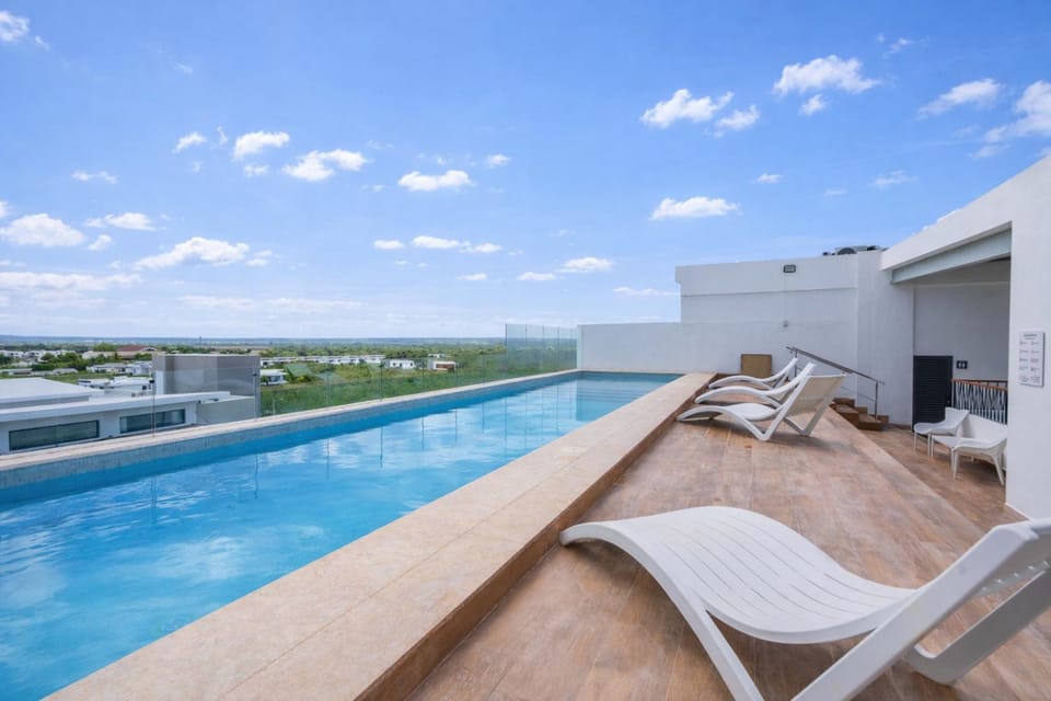 Pool view, Swimming pool