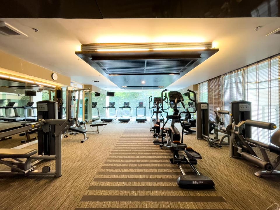 300m BTS l Large 68 sqm l Pool and Sauna Apartment in Bangkok