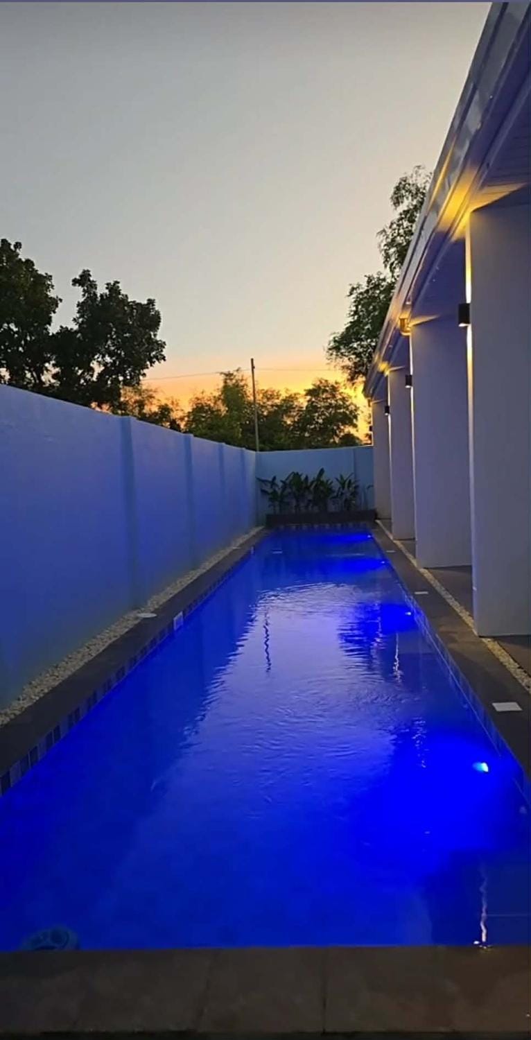 Swimming pool, Swimming pool