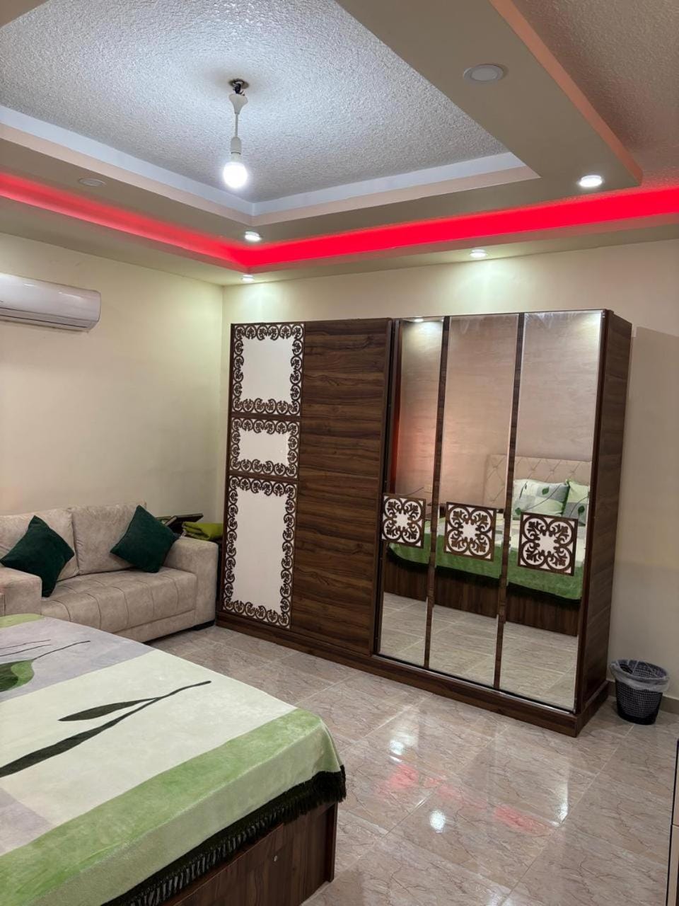 Bed, Photo of the whole room, Seating area, Bedroom, fireplace, locker, wardrobe, air conditioner