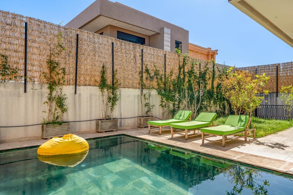 Day, Garden, Pool view, sunbed