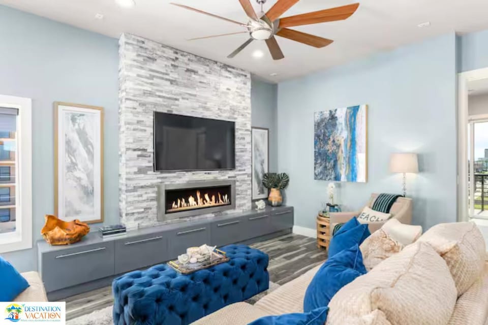 5BR Beachfront Retreat w Private Pool Balconies Apartment in South Padre Island