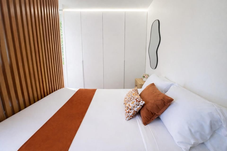 Bed, Photo of the whole room, Bedroom, wardrobe