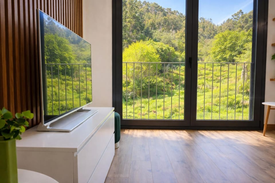 Natural landscape, Kitchen or kitchenette, Dining area, stove