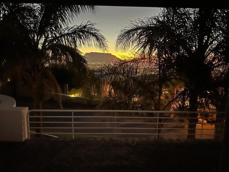 View (from property/room), City view, Mountain view, Mountain view, Quiet street view, Inner courtyard view