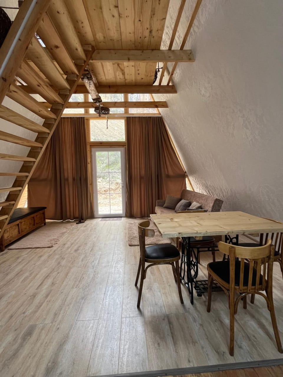 Metsadzor Resort, Areni Nature lodge in Armenia