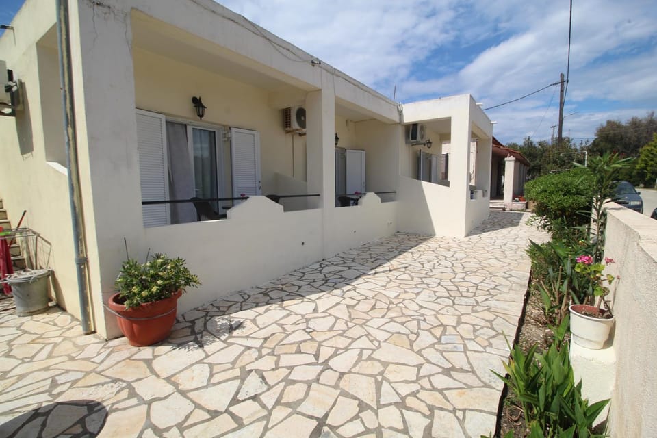 Balcony/Terrace, Inner courtyard view