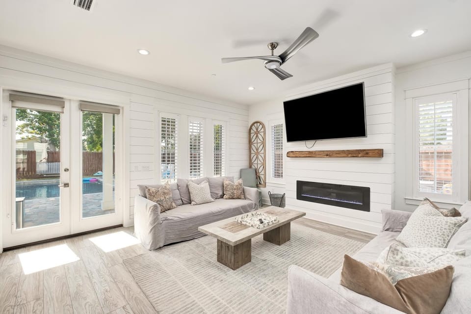 Waterdog I by Travel Life Vacations House in Destin