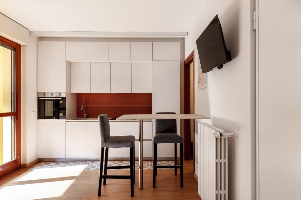 Kitchen or kitchenette